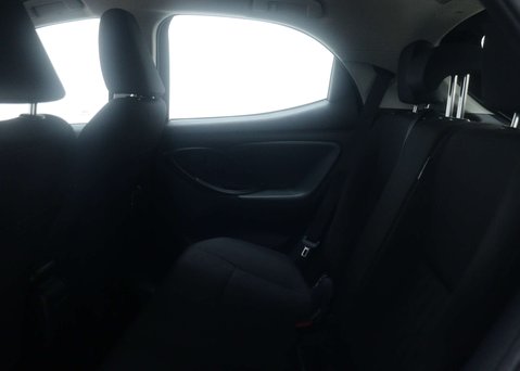 Toyota Yaris 1.5 Yaris Icon HEV CVT 5dr 44