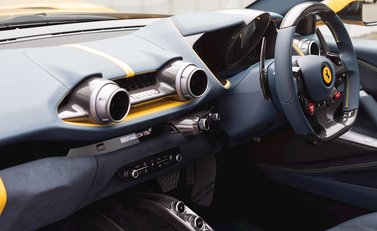 Ferrari 812 Superfast 16