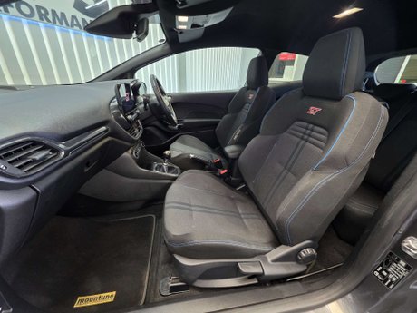Ford Fiesta 1.5T EcoBoost ST-2 Hatchback 3dr Petrol Manual Euro 6 (200 ps) 9