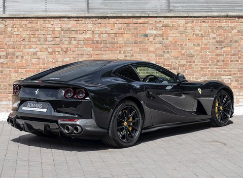Ferrari 812 Superfast 7