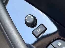 Nissan LEAF Leaf E + N-Connecta Electric, 60.9 kw/h battery, 239 mile range 5dr 58