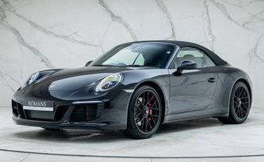 Porsche 911 Carrera GTS CABRIOLET (991.2) 2