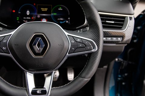 Renault Arkana E-TECH ENGINEERED 20