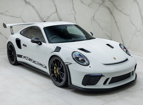 Porsche 911 GT3 RS (991.2) 11