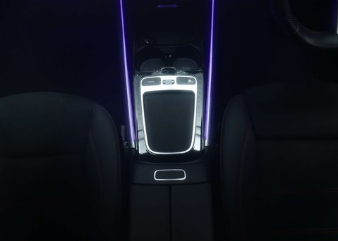 Mercedes-Benz EQA 250+ AMG LINE EXECUTIVE 21