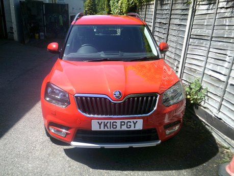 Skoda Yeti SE TSI DSG ONLY 35000 MILES FROM NEW 5