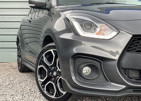 Suzuki Swift  1.4 Boosterjet 48V Hybrid Sport 2