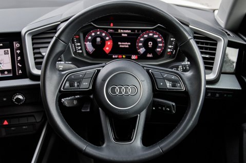 Audi A1 SPORTBACK TFSI SPORT 15