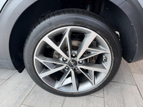 Kia Niro 1.6 GDi 3 DCT Euro 6 (s/s) 5dr 15