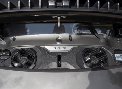 Porsche 911 Carrera 4S (992) 28