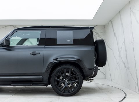 Land Rover Defender 90 V8 Carpathian Edition URBAN 27