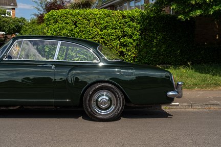 Bentley S2 Continental By H.J.Mulliner 13