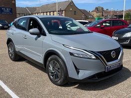 Nissan Qashqai 1.3 Qashqai Acenta Premium DiG-T MHEV 5dr 4