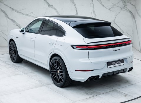Porsche Cayenne V6 E-HYBRID Coupe 9