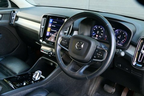 Volvo XC40 2.0 XC40 Inscription Pro B4 MHEV Auto 5dr 5