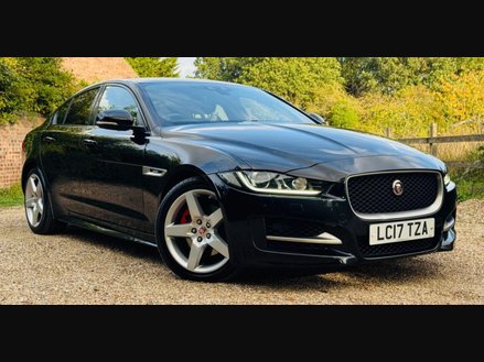 Jaguar XE 2.0d R-Sport Saloon 4dr Diesel Auto Euro 6 (s/s) (180 ps)
