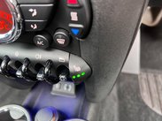 Mini Hatch 1.6 Cooper S Auto Euro 5 3dr 26