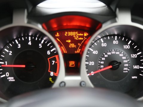 Nissan Juke 1.6 Tekna XTRON Euro 6 5dr 14