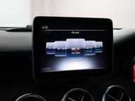 Mercedes-Benz A Class A 200 D AMG LINE PREMIUM 39