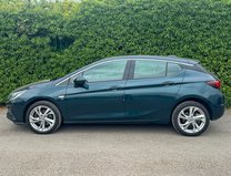 Vauxhall Astra 1.6 CDTi BlueInjection SRi Hatchback 5dr Diesel Auto Euro 6 (136 ps) 31