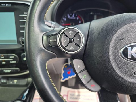 Kia Soul 1.6 CRDi Maxx Euro 5 5dr 24