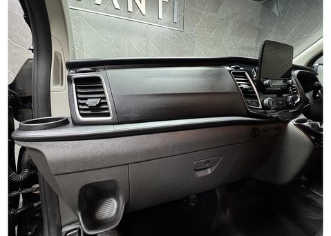 Ford Transit Custom 2.0 300 EcoBlue Limited Panel Van 5dr Diesel Manual L2 H1 Euro 6 (s/s) (130 44