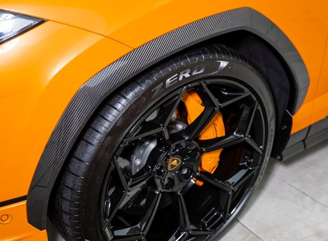 Lamborghini Urus Performante 37