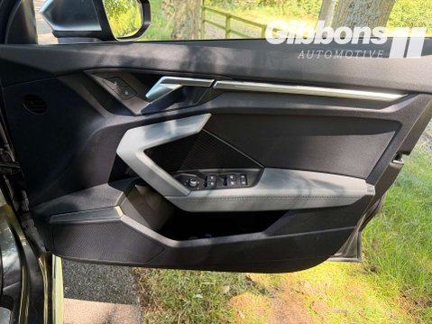 Audi S3 2.0 S3 Sportback TFSI Quattro Semi-Auto 4WD 5dr 36