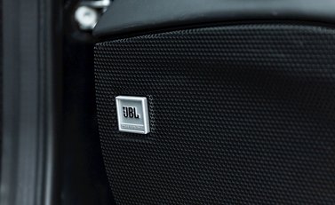 Ferrari F8 Tributo 18