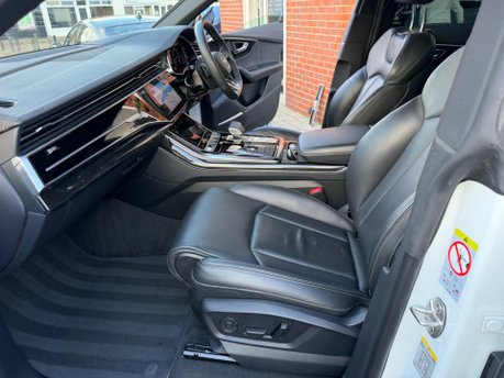 Audi Q8 TDI QUATTRO BLACK EDITION 48