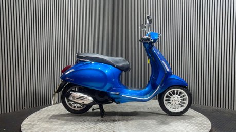 Piaggio Vespa Sprint 2014 9K EXCELLENT CONDITION LEARNER LEGAL NEW MOT 125CC 1