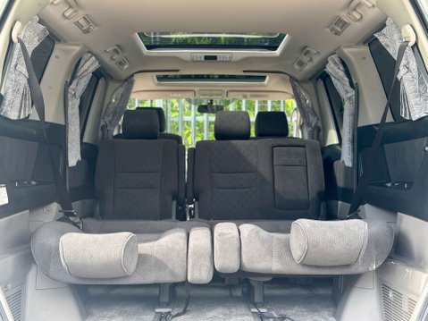 Toyota Alphard Sunroof 8 Seater 73