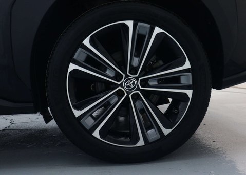 Toyota BZ4X 71.4kWh Vision SUV 5dr Electric Auto AWD (11kW OBC) (218 ps) 18