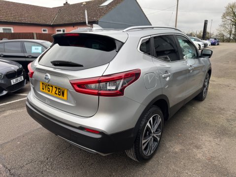 Nissan Qashqai N-CONNECTA DIG-T 2