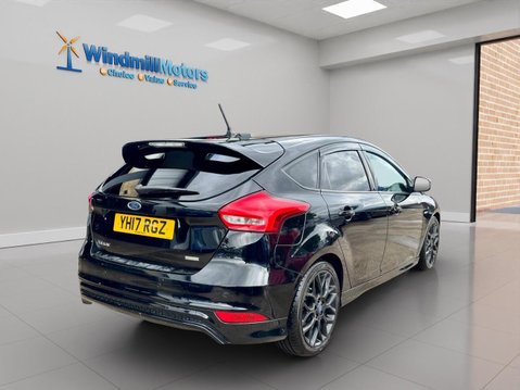 Ford Focus 1.0T EcoBoost ST-Line Euro 6 (s/s) 5dr 7