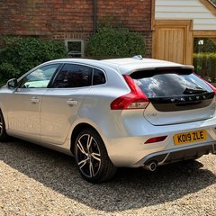 Volvo V40 T3 R-DESIGN EDITION 3