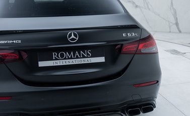 Mercedes-Benz E Class E63 S AMG FINAL EDITION 37
