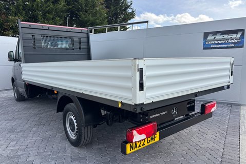 Mercedes-Benz Sprinter 315 Cdi L3 Rwd Progressive Dropside Truck 2