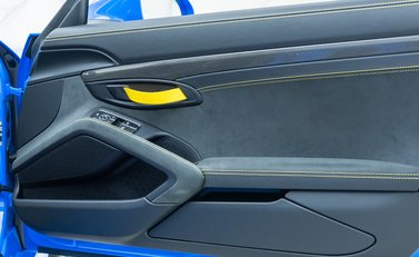 Porsche 718 SPYDER 25