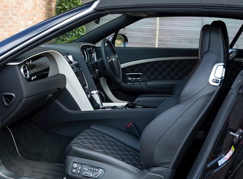 Bentley Continental GT Speed Convertible 16