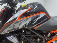 KTM Duke 2018 26K RUNNING PROJECT BIKE SPARES OR REPAIR 125CC NAKED 30