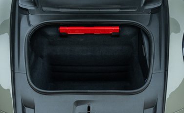Porsche 911 Carrera 4S (992) 35