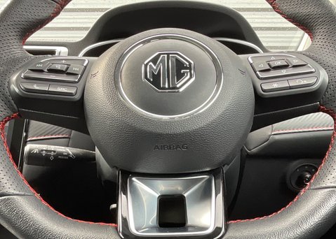 MG ZS EV 72kWh TROPHY 23