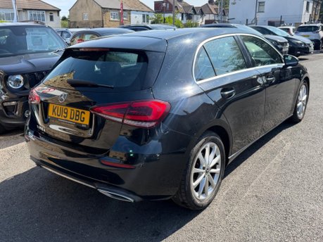 Mercedes-Benz A Class A 180 D SPORT 7