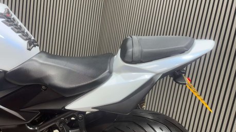 Suzuki GSR750 2011 ONLY 24K SPORTS EXHAUST LONG MOT NAKED BIKE 8