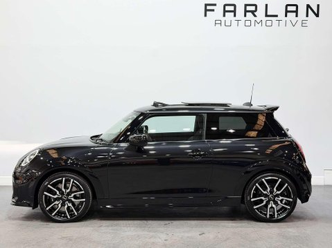 Mini Hatch 2.0S Sport Hatchback 3dr Petrol Steptronic Euro 6 (s/s) (204 ps) 20