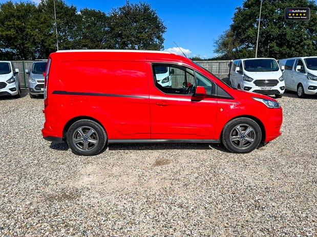 Ford Transit Connect SWB L1H1 200 Sport Alloys Air Con Cam Nav Sensors EURO 6 NO VAT 5