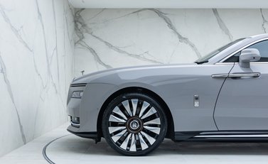 Rolls-Royce Spectre 42
