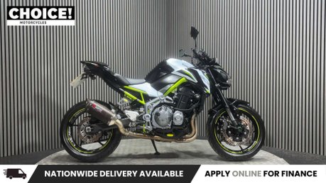 Kawasaki Z900 2019 69 PLATE FULL AKRAPOVIC ONLY 15K STUNNING NAKED BIKE 1