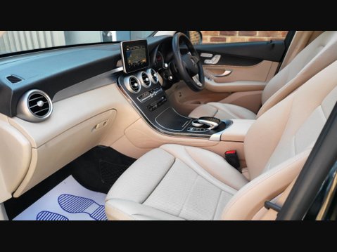 Mercedes-Benz GLC GLC 220 D 4MATIC SPORT PREMIUM PLUS 36